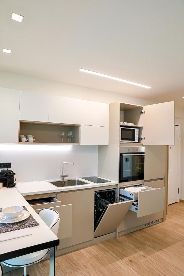 The First Key Luxury & Small Apartment In The Center Of Xanthi Esterno foto
