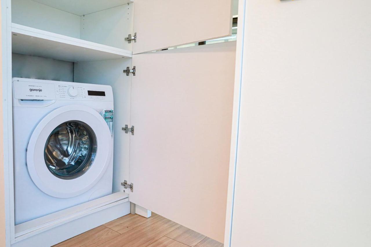The First Key Luxury & Small Apartment In The Center Of Xanthi Esterno foto