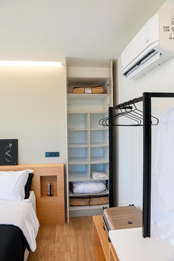 The First Key Luxury & Small Apartment In The Center Of Xanthi Esterno foto